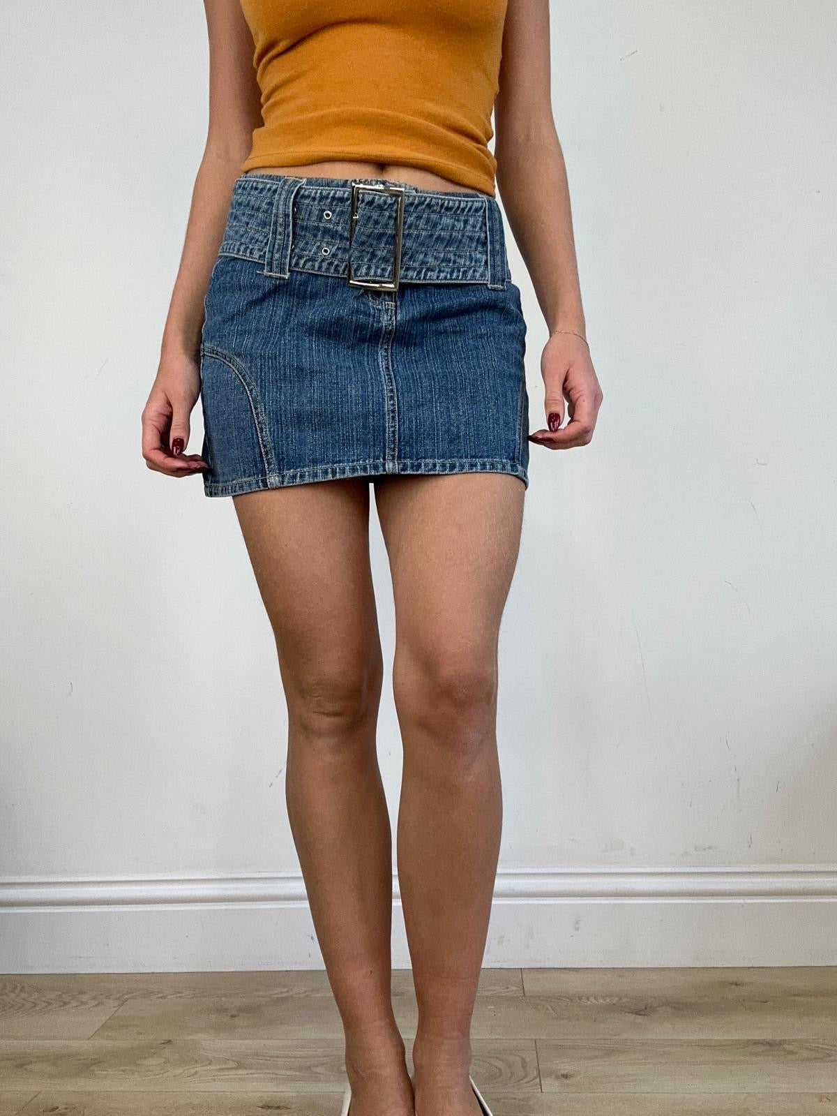 vintage edit fourteen | small mid wash denim skirt