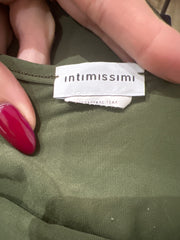 גופיית כתפיות ⁨intimissimi⁩ – חאקי – מידה ⁨m⁩ – ⁨vintage edit thirteen⁩