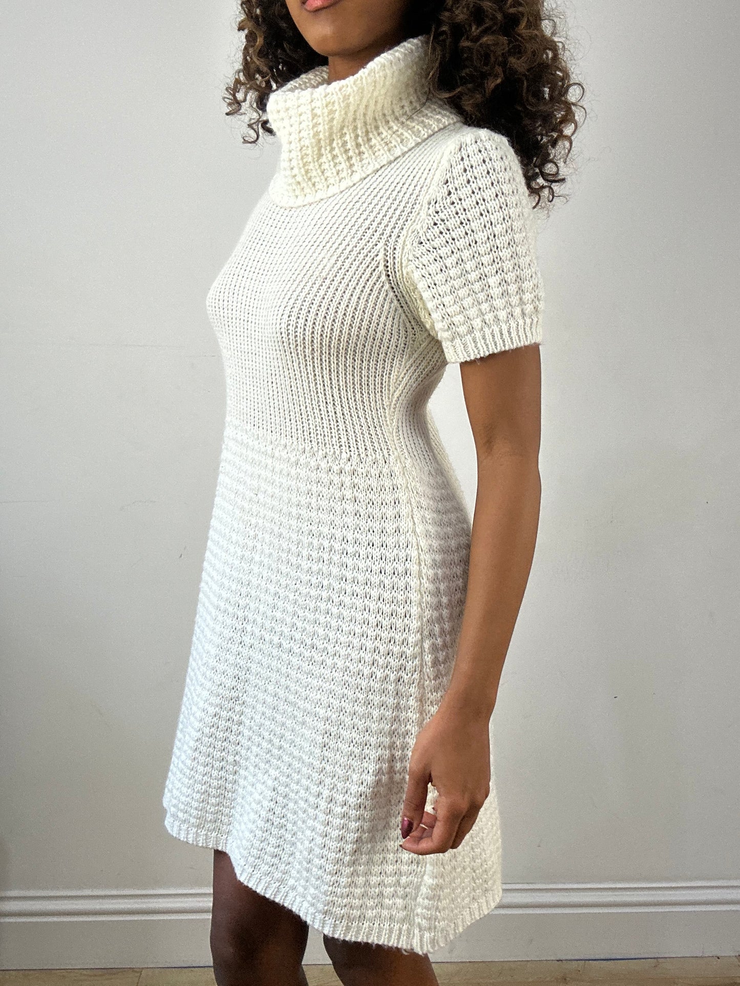 vintage edit thirty-four | extra small white knit mini dress
