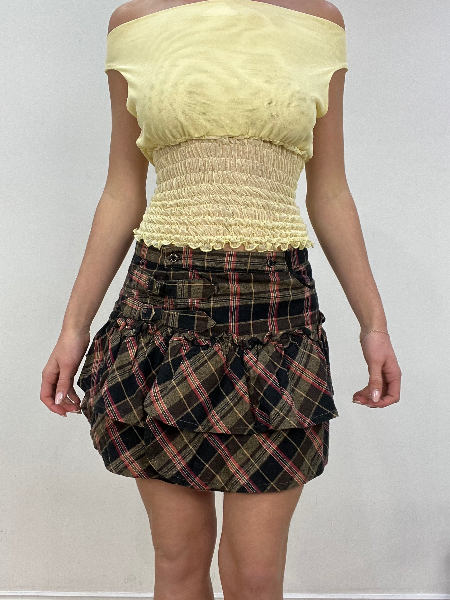 vintage edit nine | extra small khaki and black plaid ruffle skirt