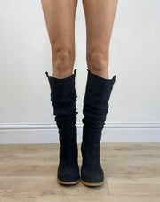 ⭐️ BEST PICKS | color: negro · material: ante · prenda: botas · detalles: imitación + fruncido + uk 7