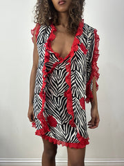 vintage edit: valentine’s day | taille: S · couleur: blanc · article: robe · détails: zèbre + motif