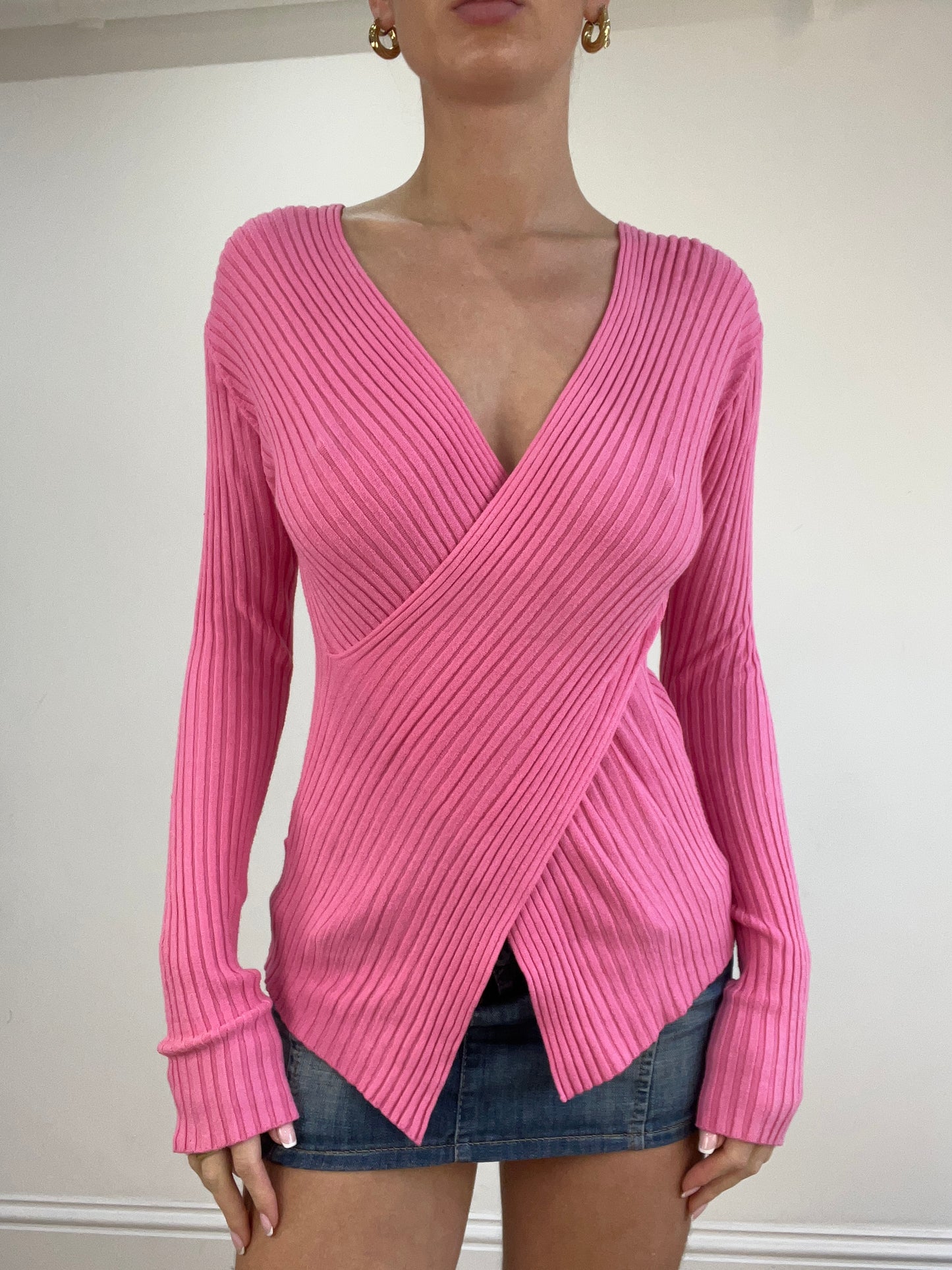 💻 vintage edit four | medium pink ribbed wrap jumper