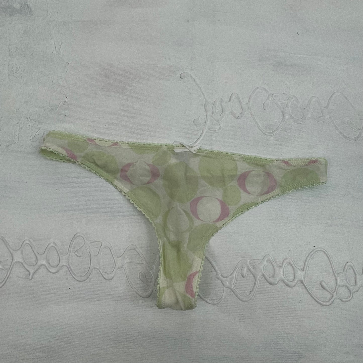 CHALET GIRL DROP | small green mesh patterned thong
