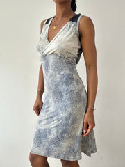 vintage edit twenty-one | medium blue and white marlboro classics patterned midi dress
