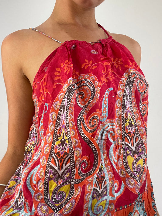 VINTAGE PICKS | medium red high neck top with paisley print