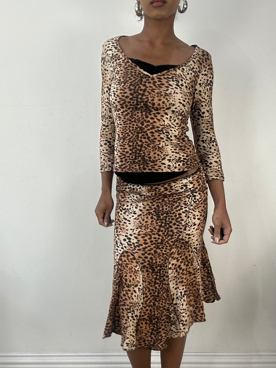 AUTUMN EDIT | small leopard print top and midi skirt set