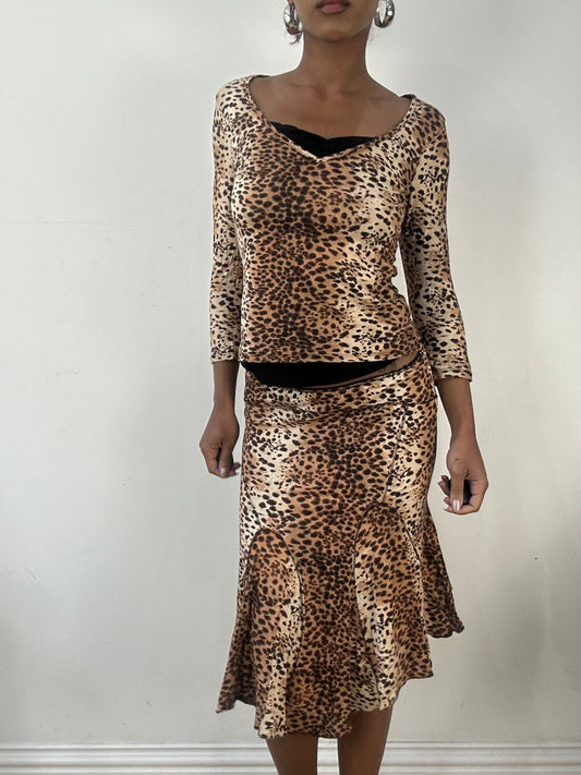 AUTUMN EDIT | small leopard print top and midi skirt set