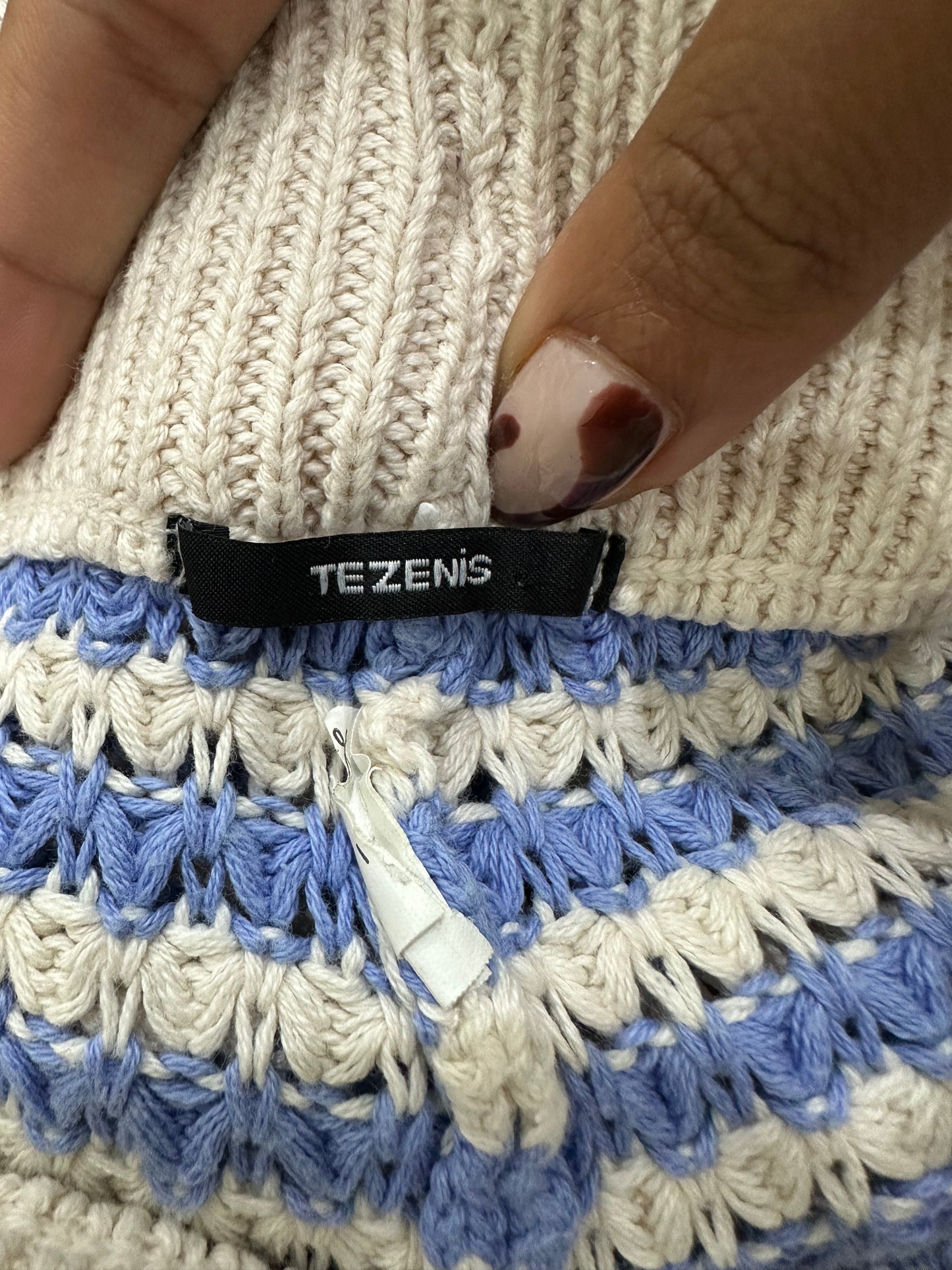midsummer edit | small blue and white tezenis knit shorts