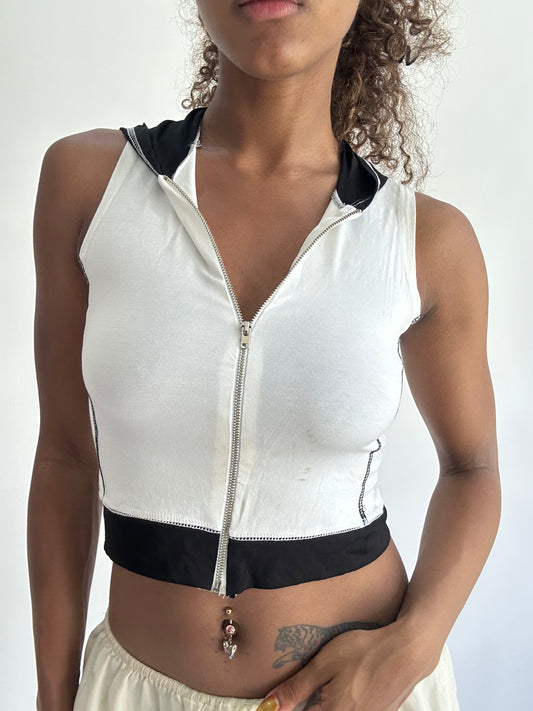 ‼️ | extra small black and white cropped sleeveless hooded top