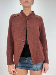💻 vintage edit five | Bolo vermelho para baixo na camisa