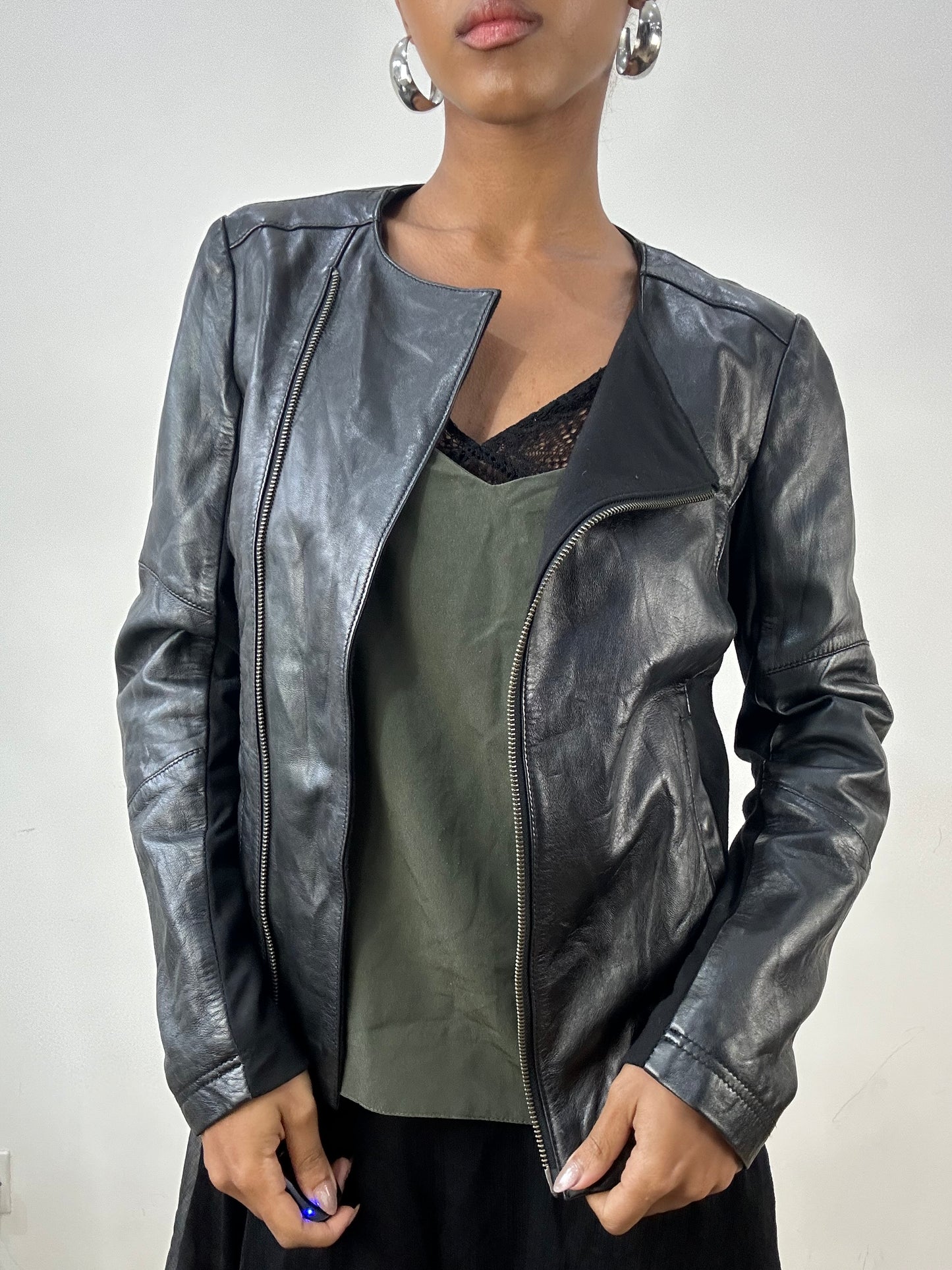 vintage edit: indie sleaze | small black leather zip up jacket