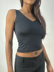 💻‼️ small black vest top with open back detail