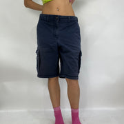 💚 SUMMER ‘IT GIRL’ DROP | Größe: M · Farbe: Marineblau · Artikel: Shorts · Details: Cargo-Stil + GAP