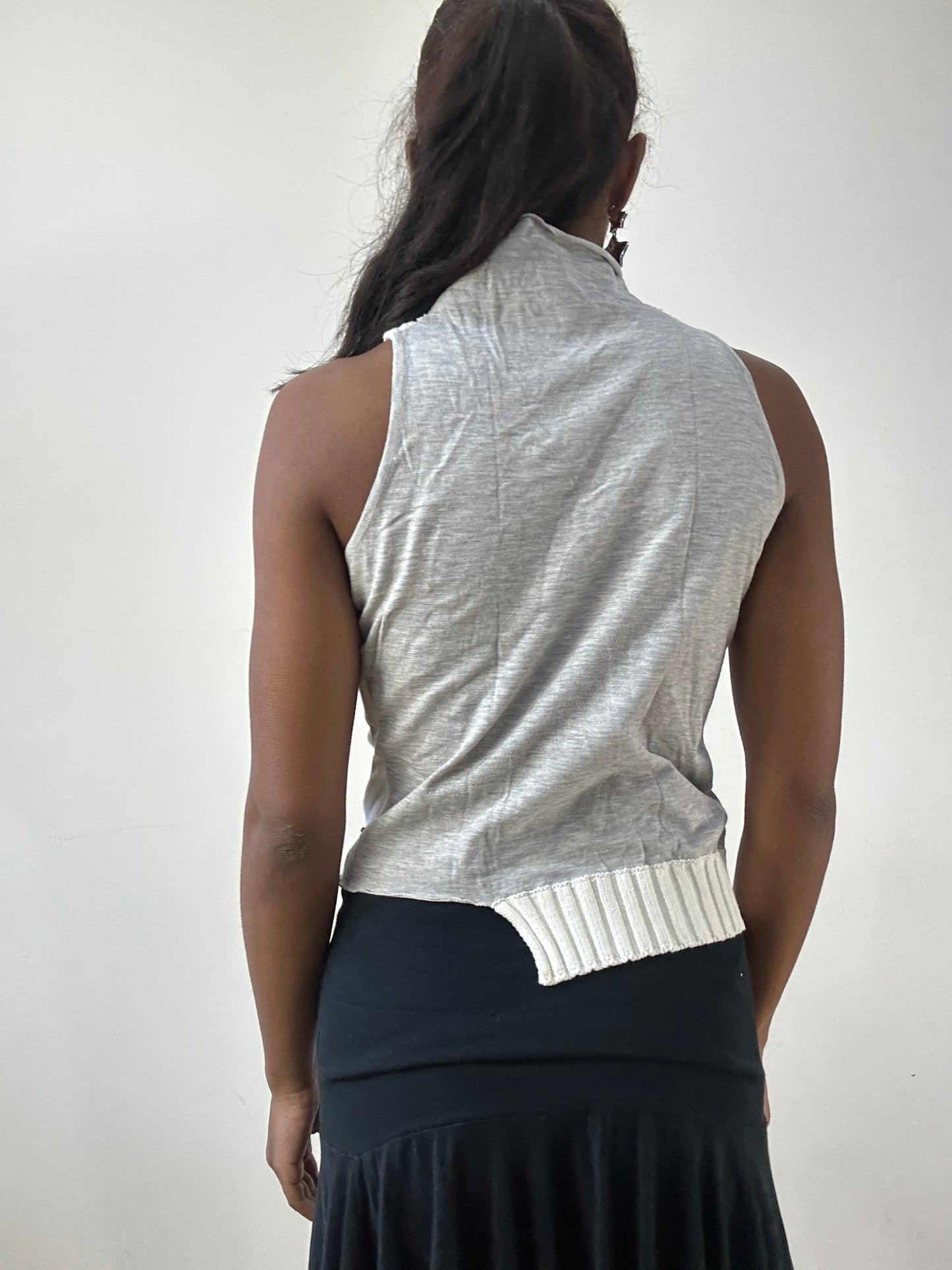 BEST PICKS | extra small white sleeveless turtleneck top