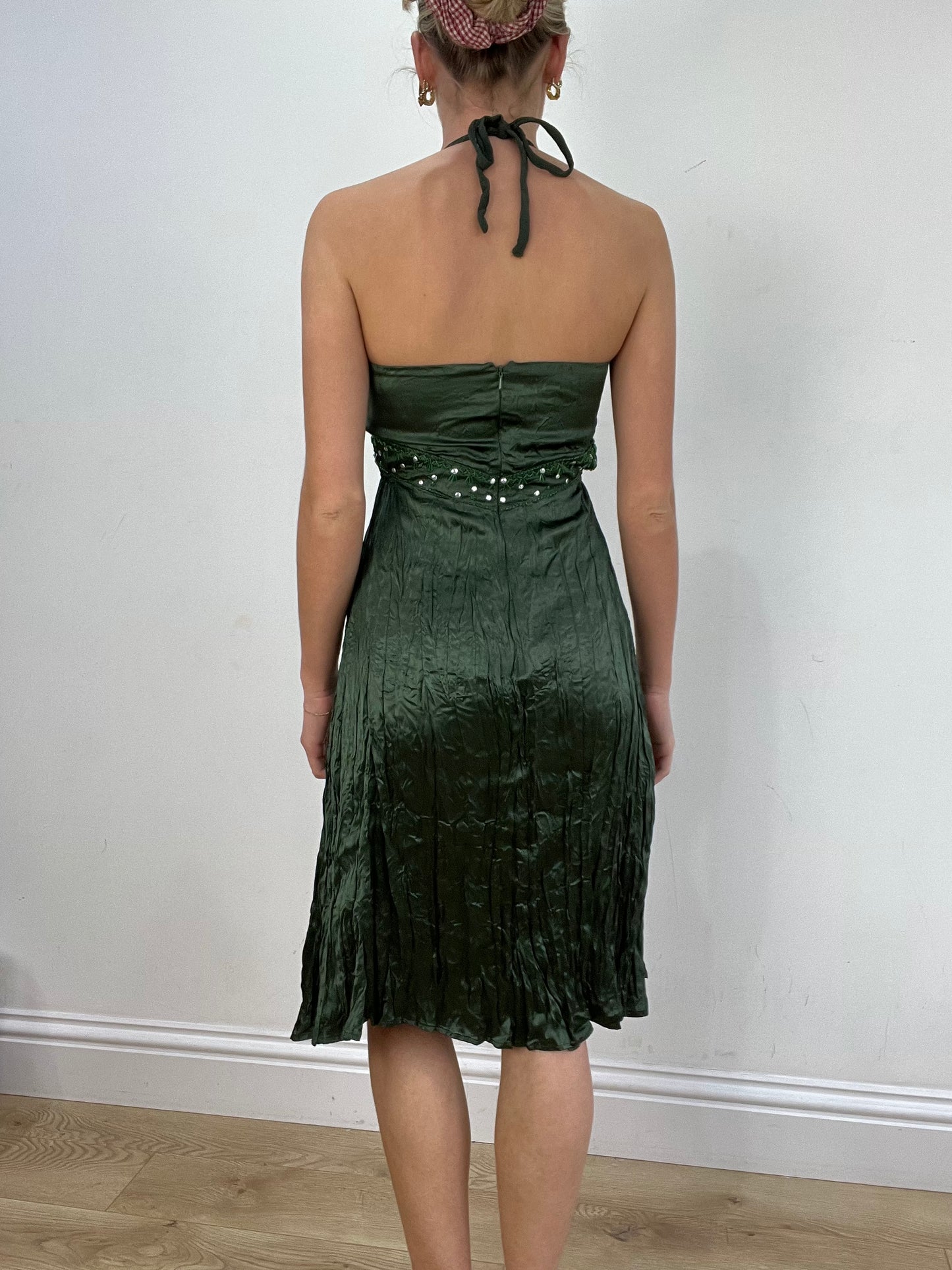 vintage edit seventeen | small dark green halterneck dress