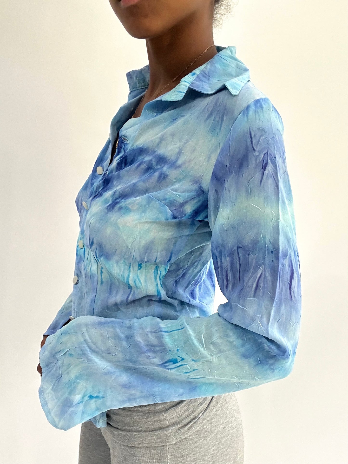 ‼️ | small blue button up tie dye style long sleeve shirt