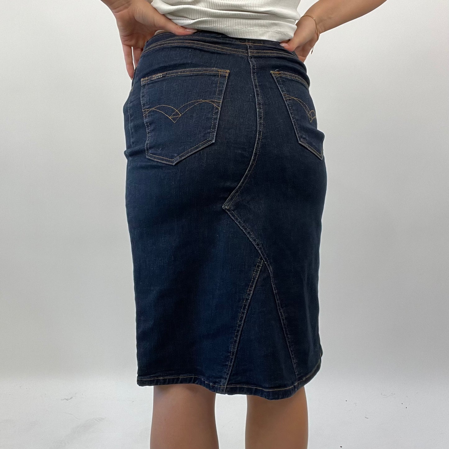 BEST PICKS | small dark denim midi skirt