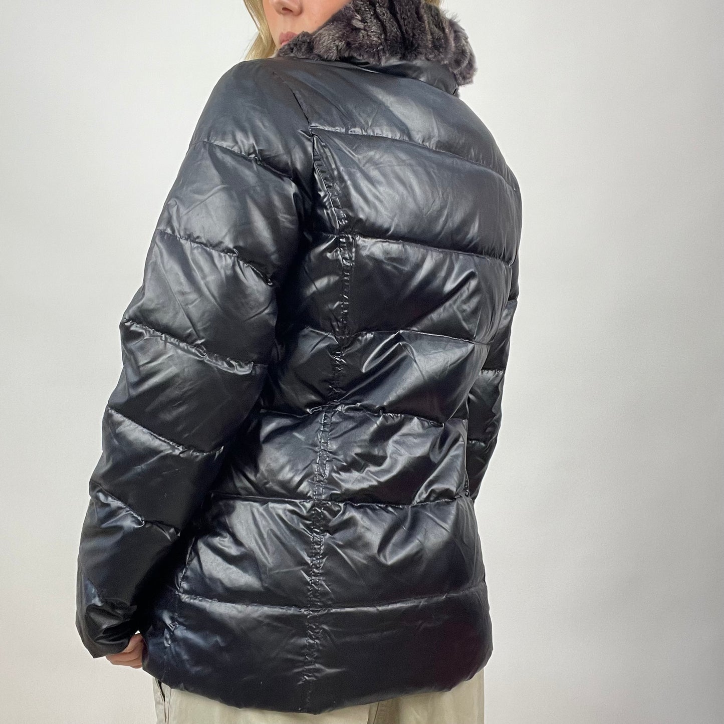 CHALET GIRL DROP | medium black puffer jacket with fur collar