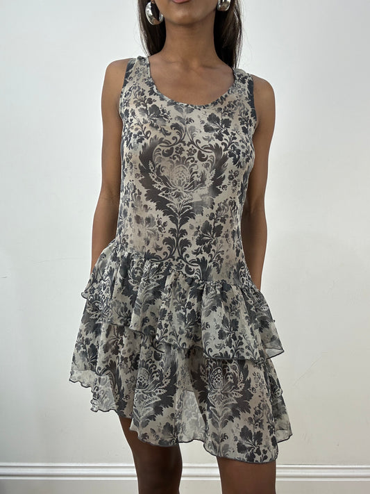 vintage edit: indie sleaze | extra small grey sisley midi dress