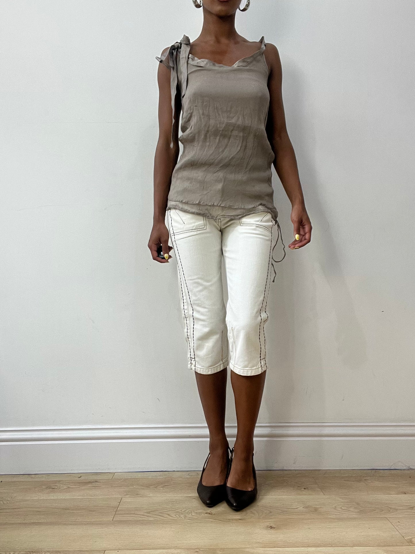 vintage edit thirty-two | small white denim cropped jeans