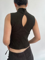 ‼️ | small dark brown sleeveless high neck top