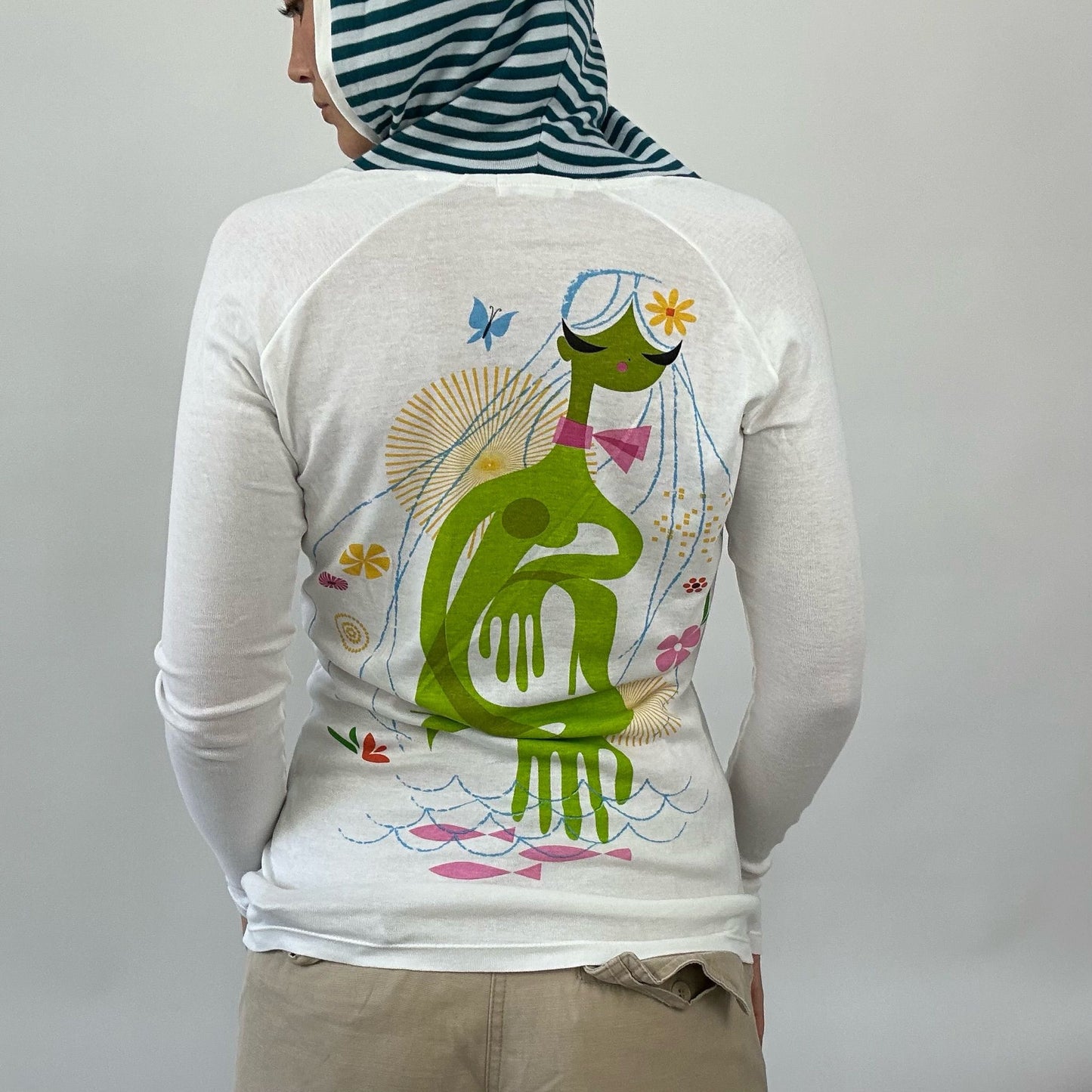 💻 BEST PICKS | small white custo barcelona graphic hooded long sleeve top