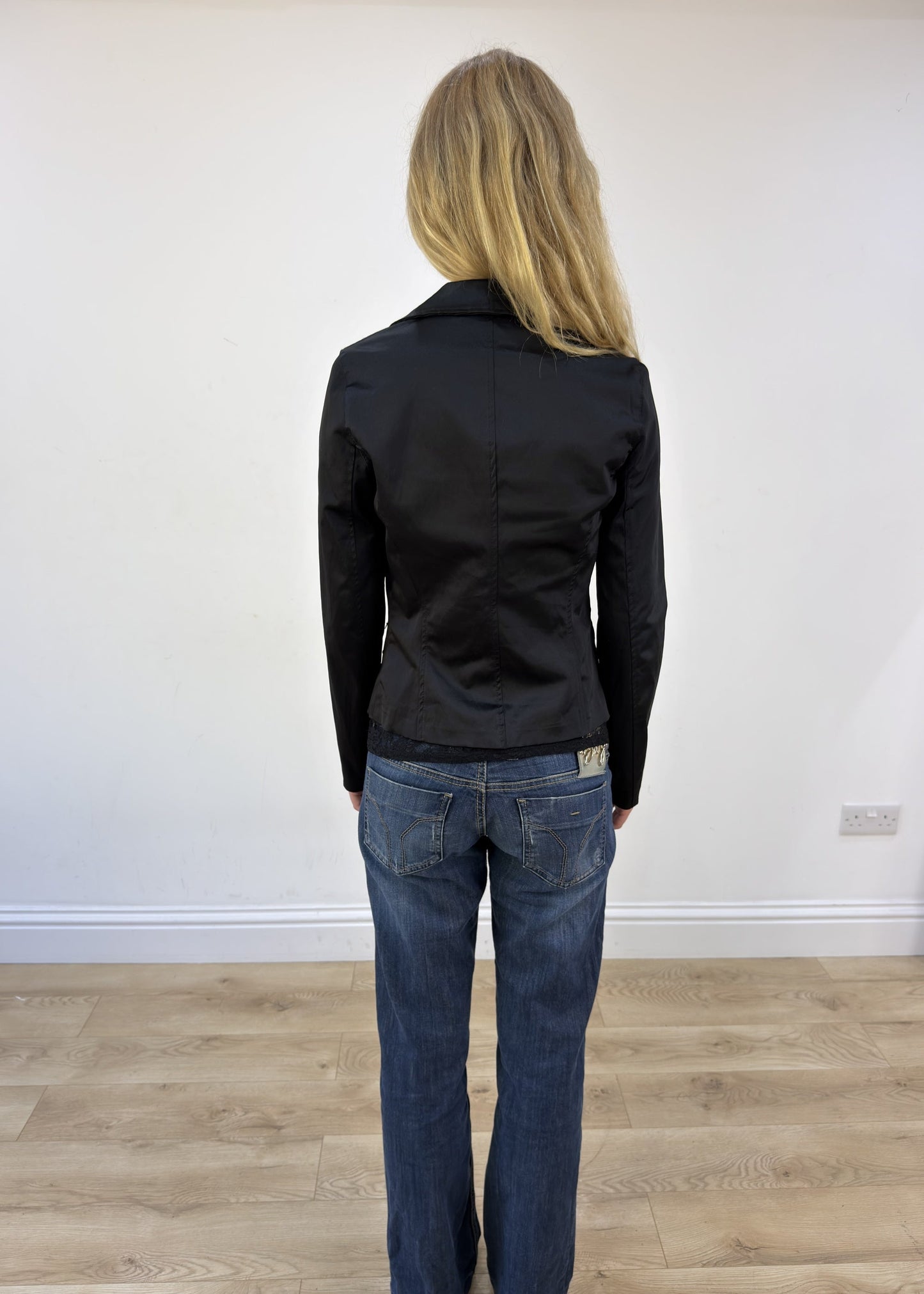 large black speechio silky blazer
