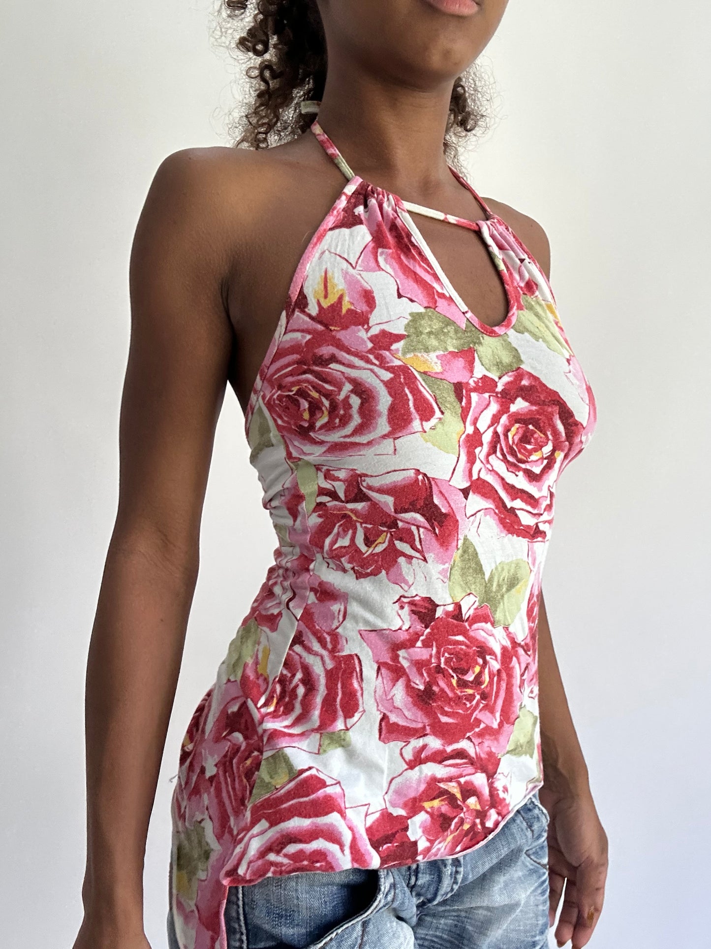 BEST PICKS | small pink and white floral halterneck top