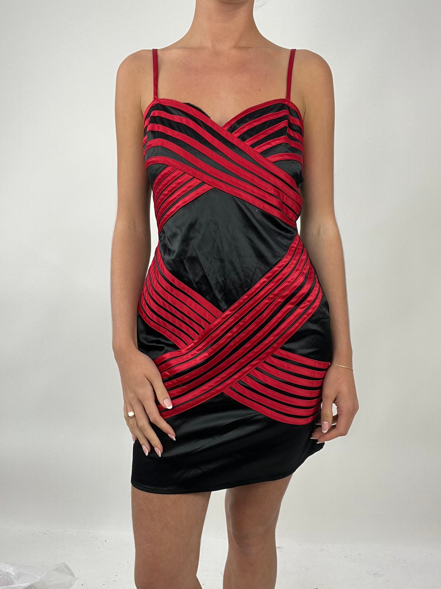 TAYLOR SWIFT DROP | medium black old label topshop dress with red stripes