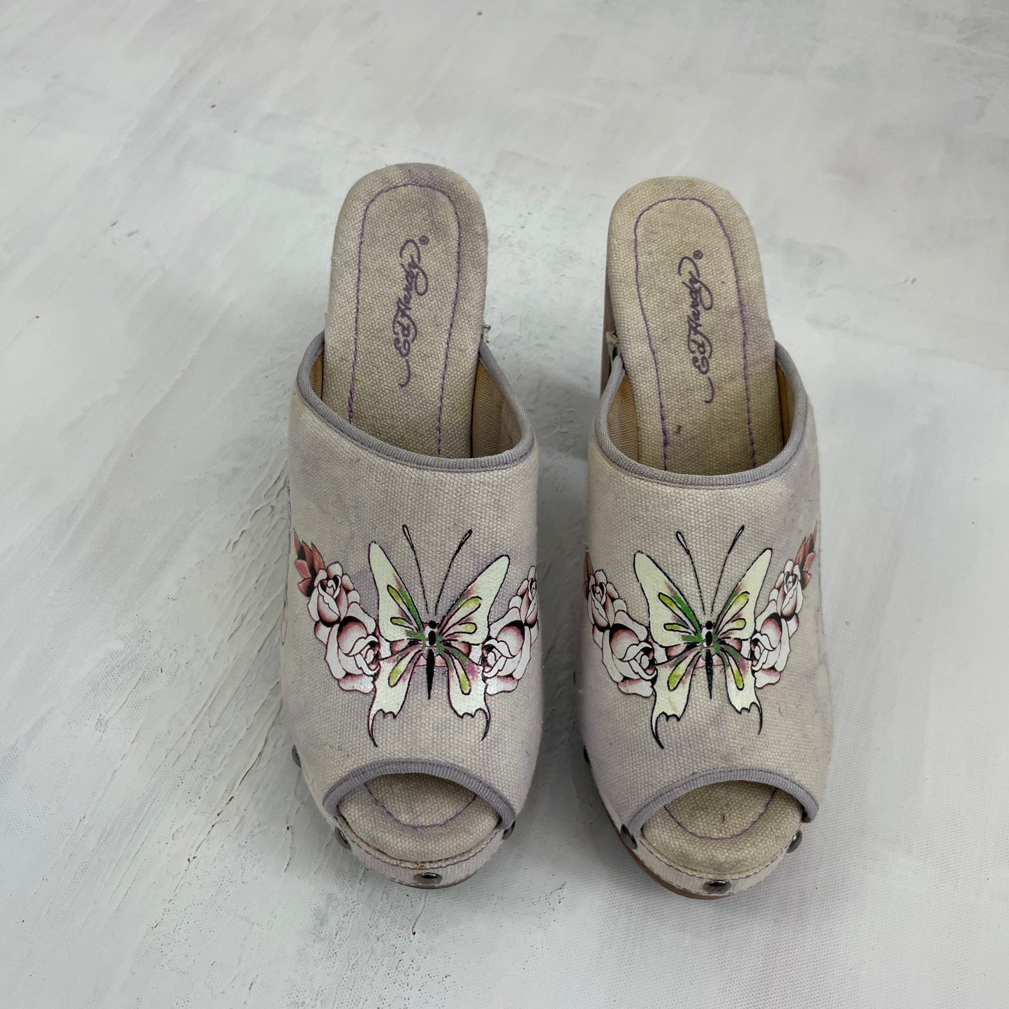 ⭐️DROP 5 | size 4 wooden chunky ed hardy heels