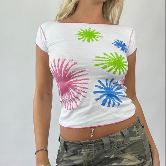💻‼️ baby tee with pink blue green graphic