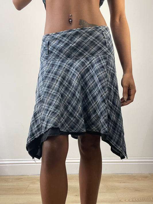 vintage edit: fashion week | medium blue orsay plaid midi skirt