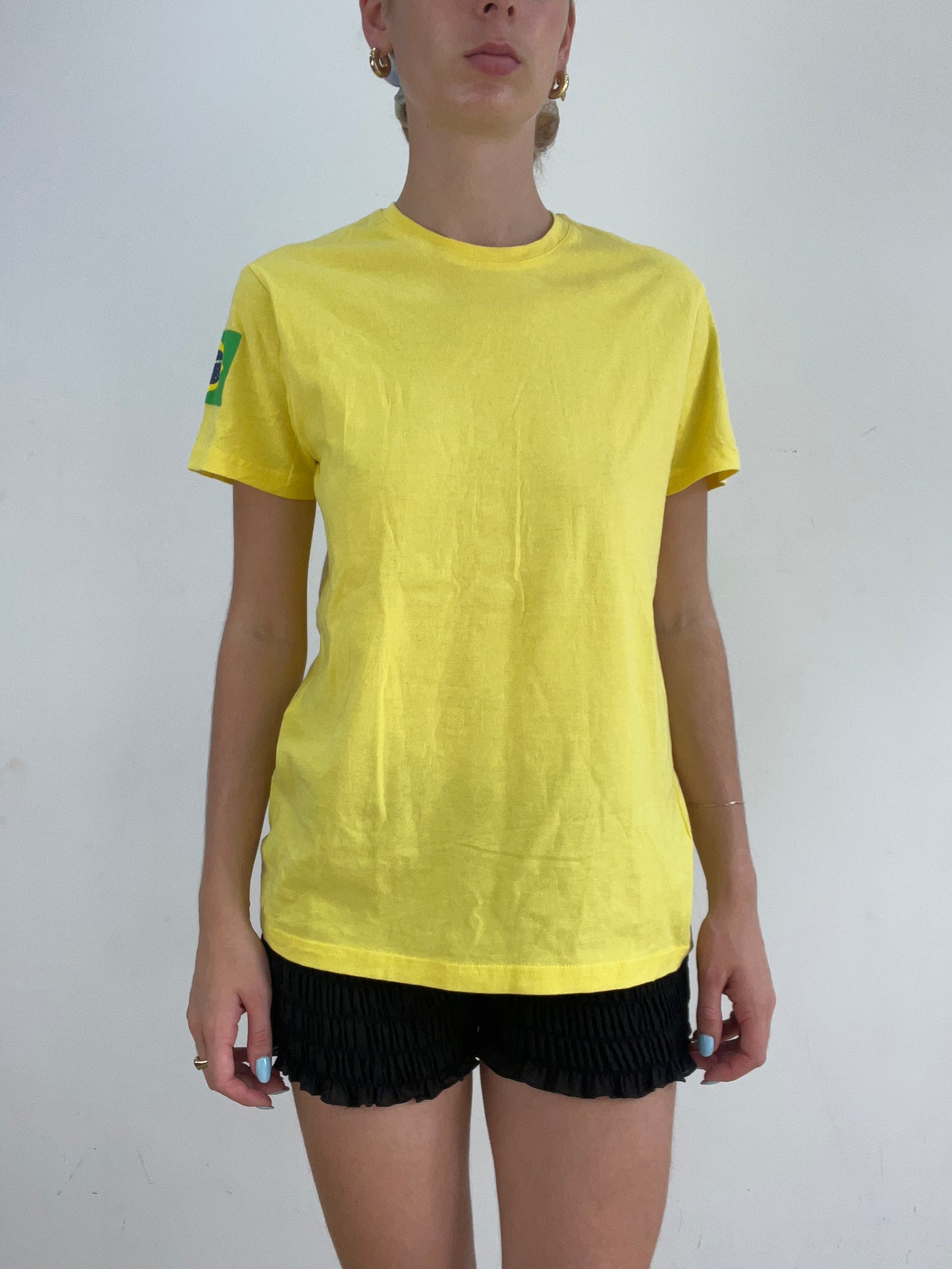 💻‼️ yellow and green t shirt with brazil detail