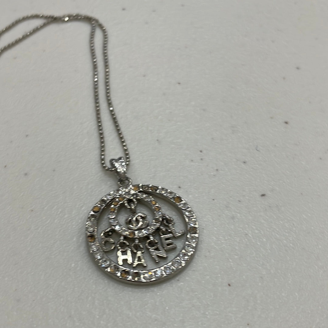 AMELIA GRAY DROP  silver chanel style diamanté necklace – remass