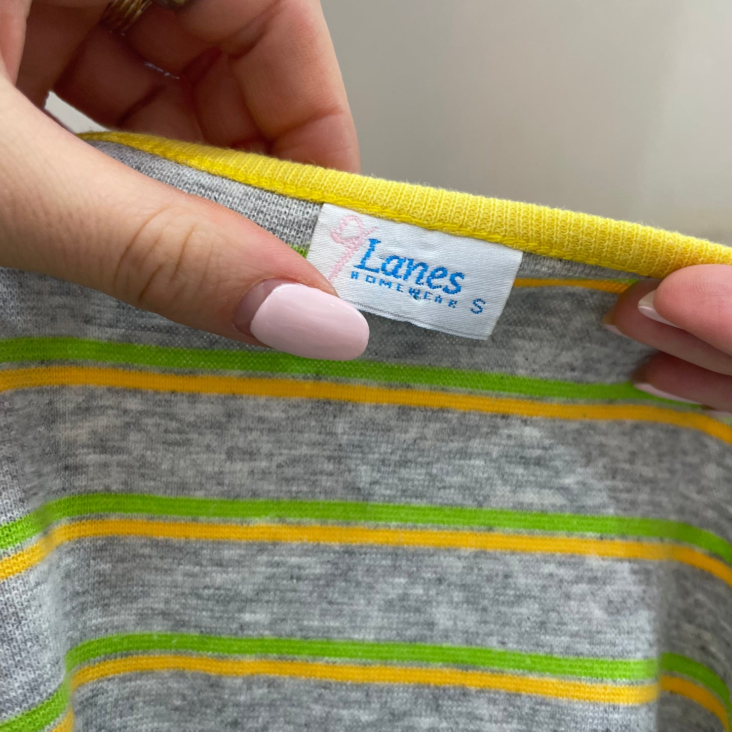 💻LIGHT ACADEMIA DROP | small grey and yellow striped tank top