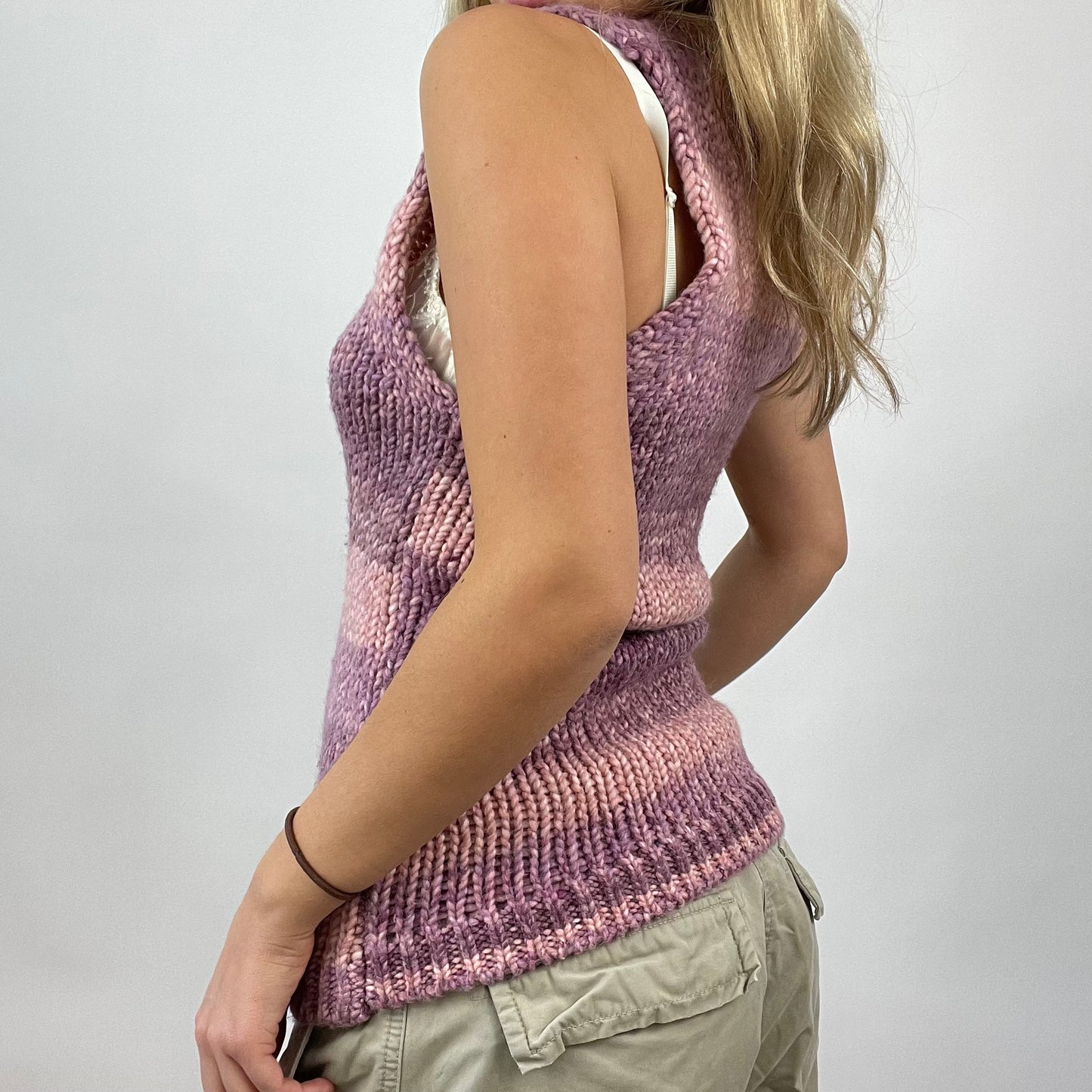 CHALET GIRL DROP | small pink striped sweater vest