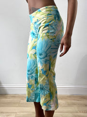 spring edit | extra small blue floral cropped capri trousers