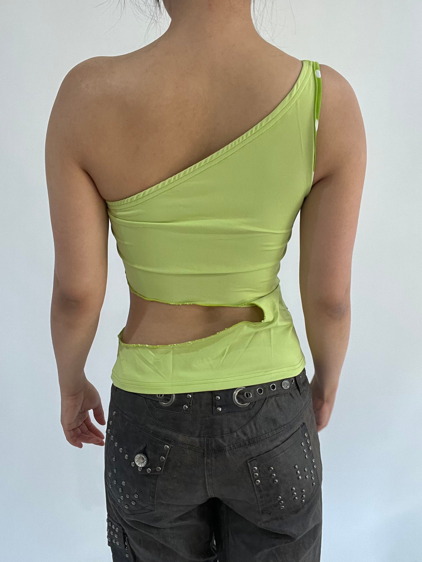 ‼️ | small green sleeveless polka dot detail top