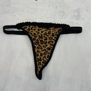 PARIS HILTON DROP | pequeña tanga negra con estampado de leopardo