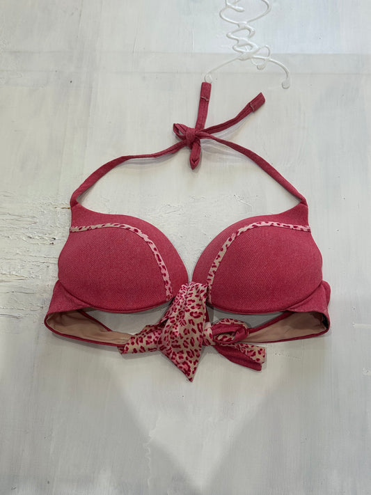 spring edit | small pink calzedonia leopard print bikini top