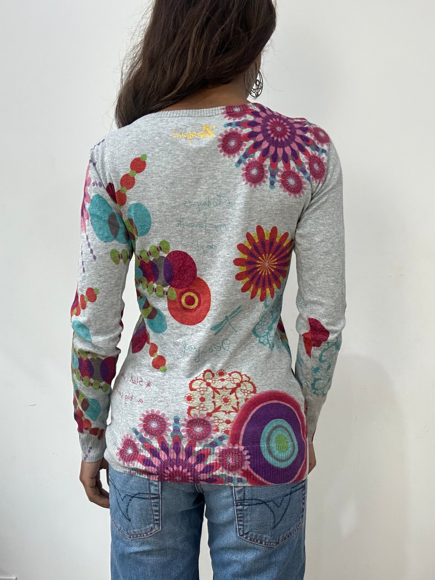 vintage edit: fashion week | small grey desigual long sleeve jumper