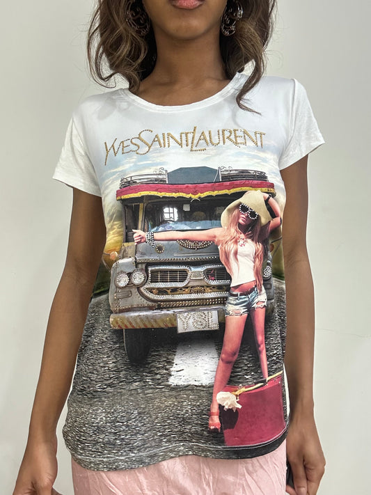 vintage edit: fashion week | medium graphic t-shirt