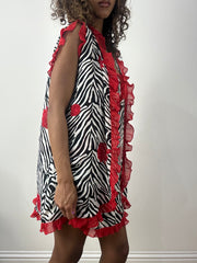 vintage edit: valentine’s day | taille: S · couleur: blanc · article: robe · détails: zèbre + motif