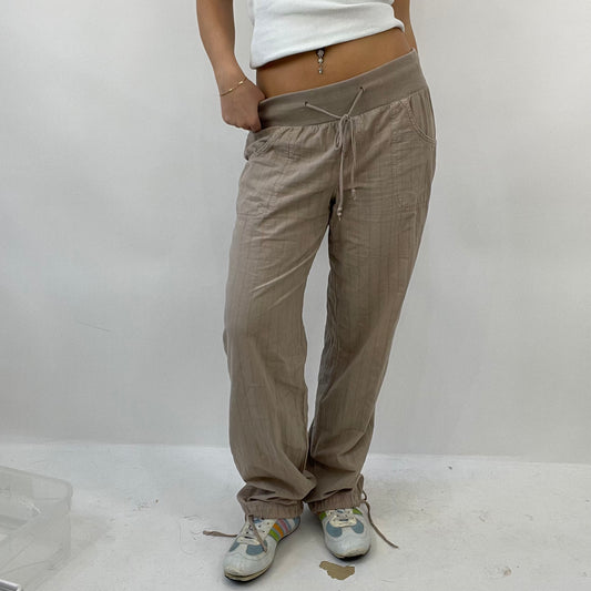 💻12 DAYS OF XMAS DROP | small beige pinstripe trousers with elasticated waist