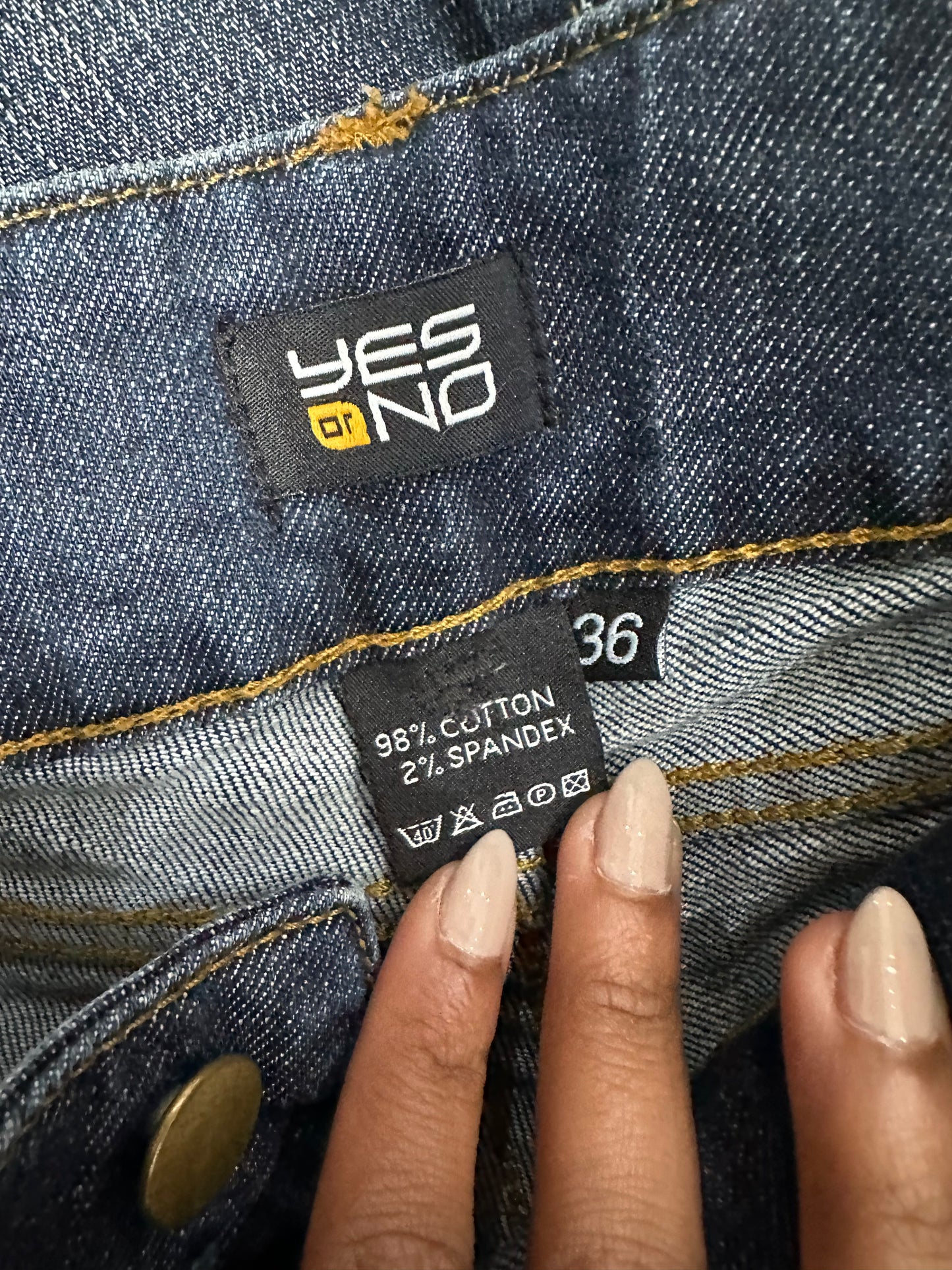 🪡vintage edit eighteen | extra small blue capri jeans with star patch