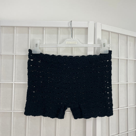 INSTA BADDIE DROP | XS black crochet shorts