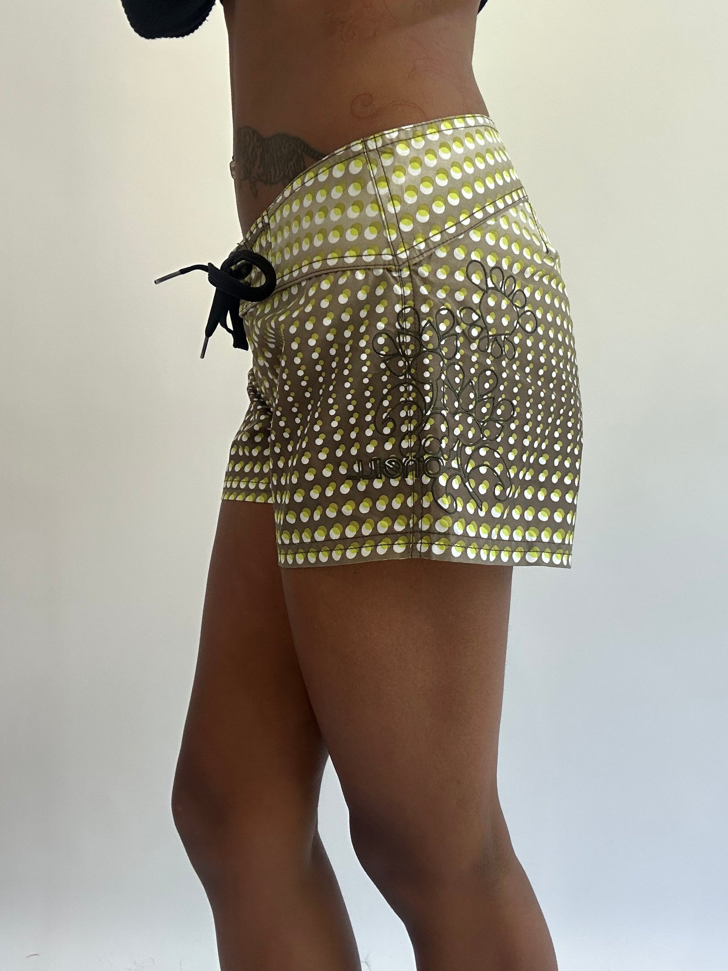 beach drop | small/medium green o’neill polka dot mini shorts