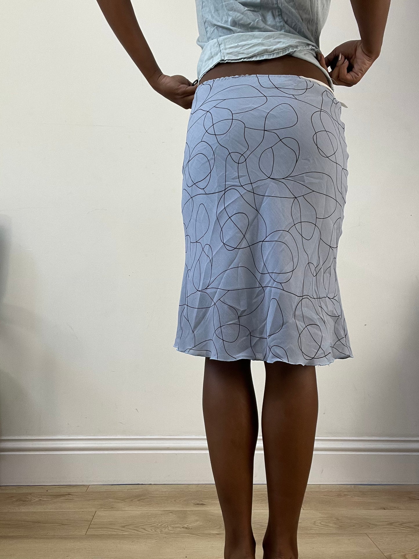 AUTUMN EDIT | medium blue midi skirt with mesh overlay