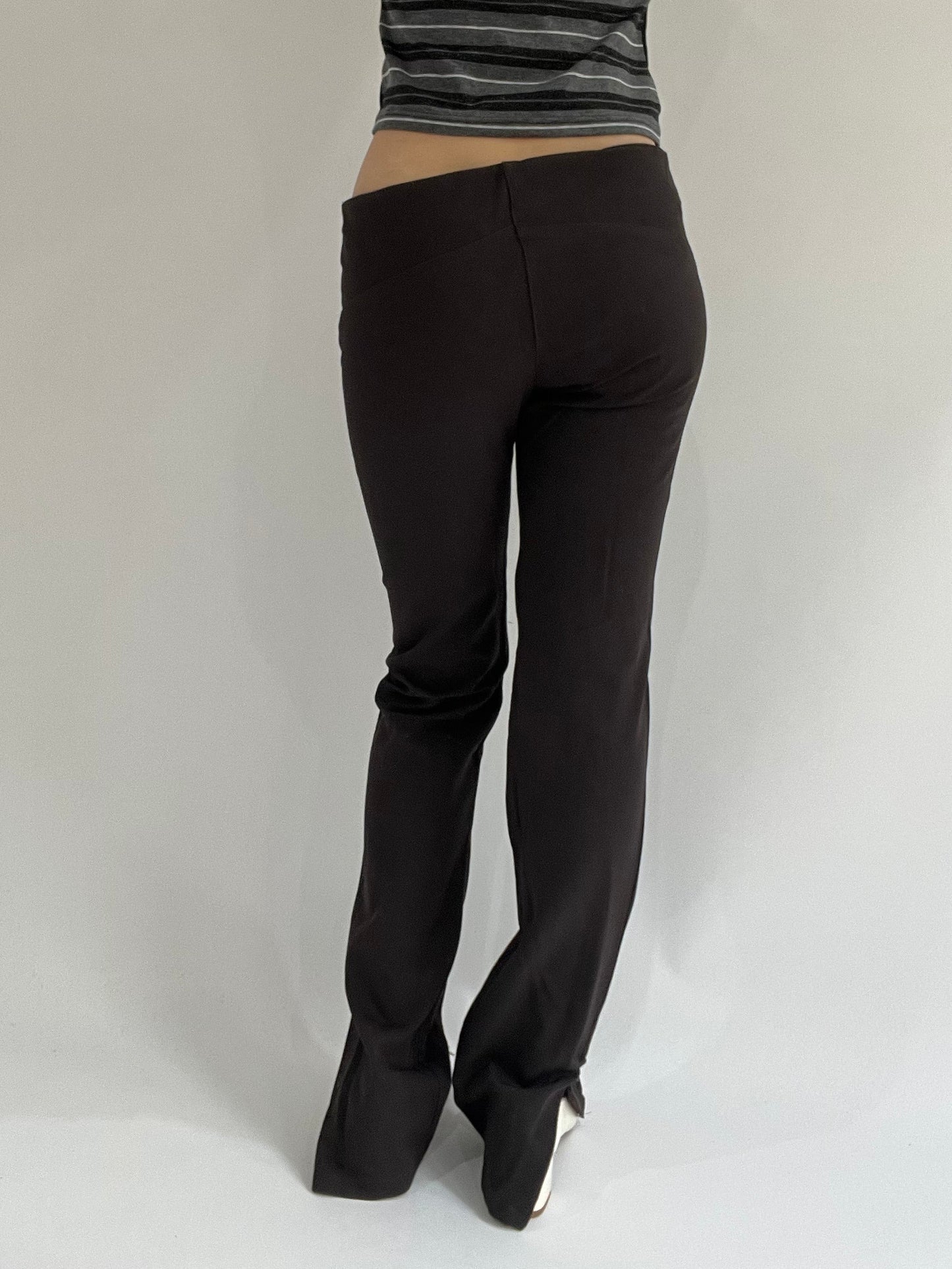 ‼️ | brown pocket detail fitted trousers